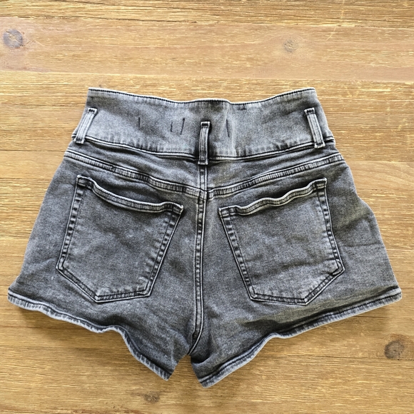 Hollister High-Waist Washed Charcoal Gray Denim Shorts - Picture 2 of 2